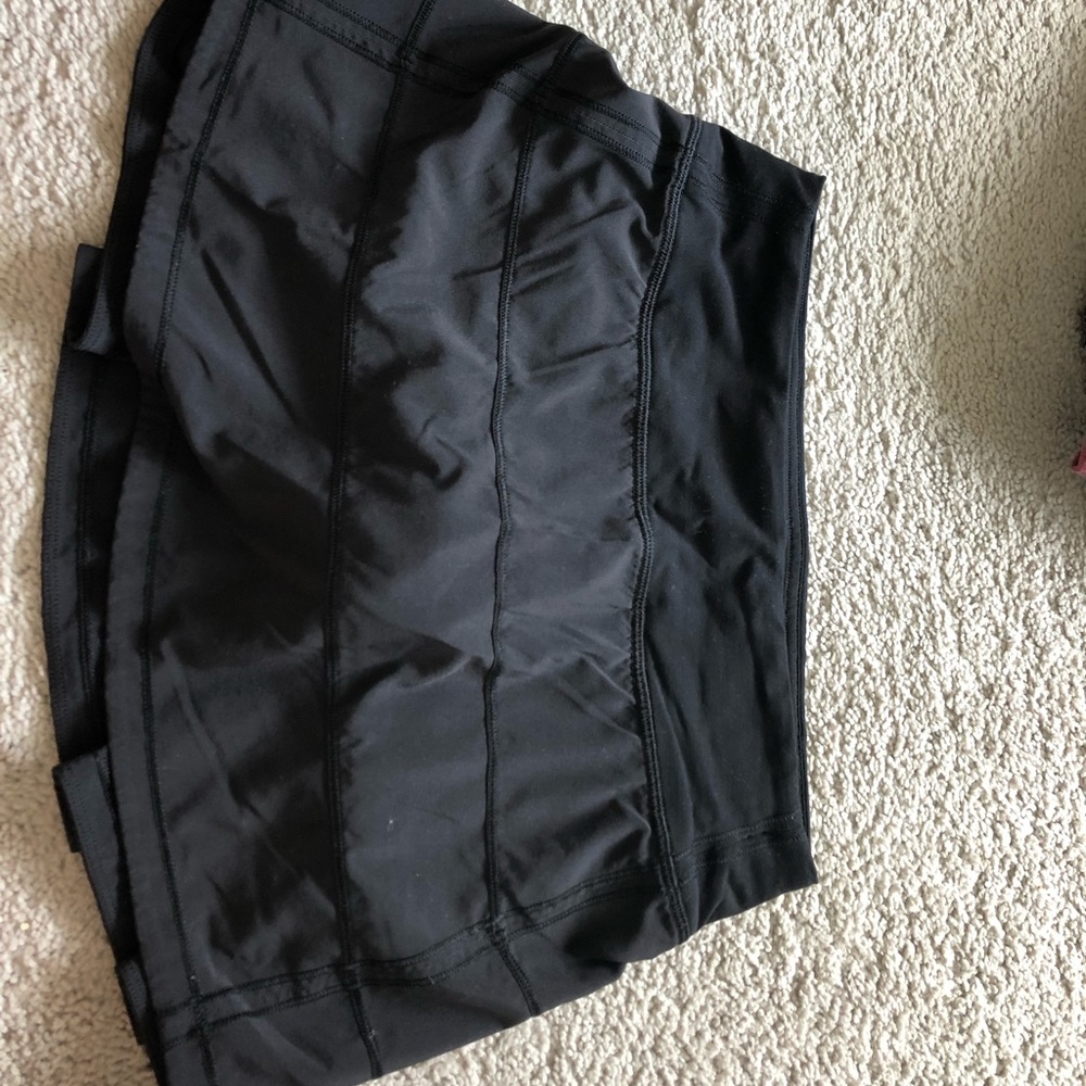 Black size 2 lulu skirt